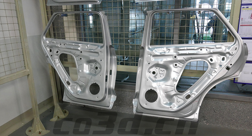 Three-dimensional inspection of automobile door mold