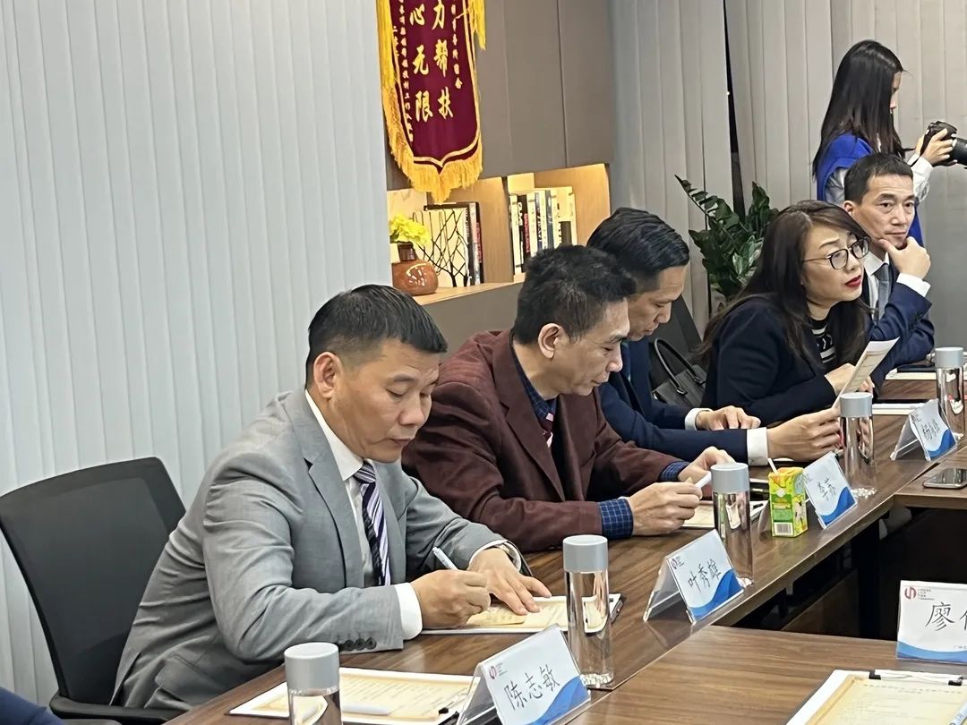 雄远动态丨开卷有益 悦读美好 ——我所律师参加番禺区律师行业“开卷有益”读书会 雄远动态丨开卷有益 悦读美好 ——我所律师参加番禺区律师行业“开卷有益”读书会