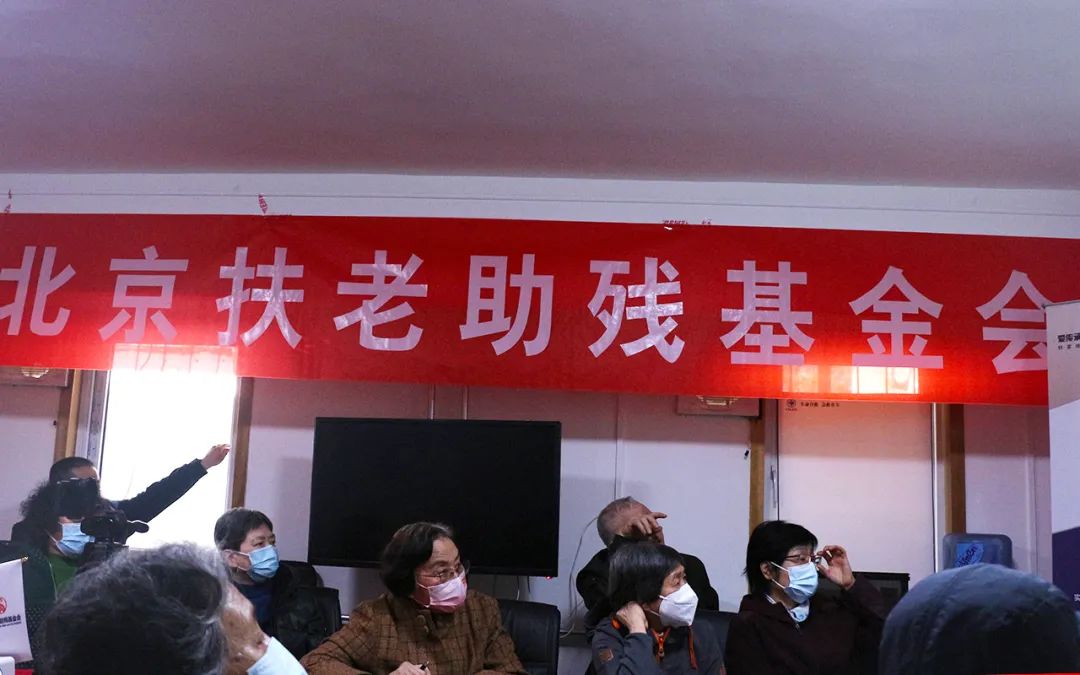 学雷锋月在行动|爱传承·守家继承开展公益普法进社区活动,劲松南路小区反响热烈 学雷锋月在行动|爱传承·守家继承开展公益普法进社区活动,劲松南路小区反响热烈