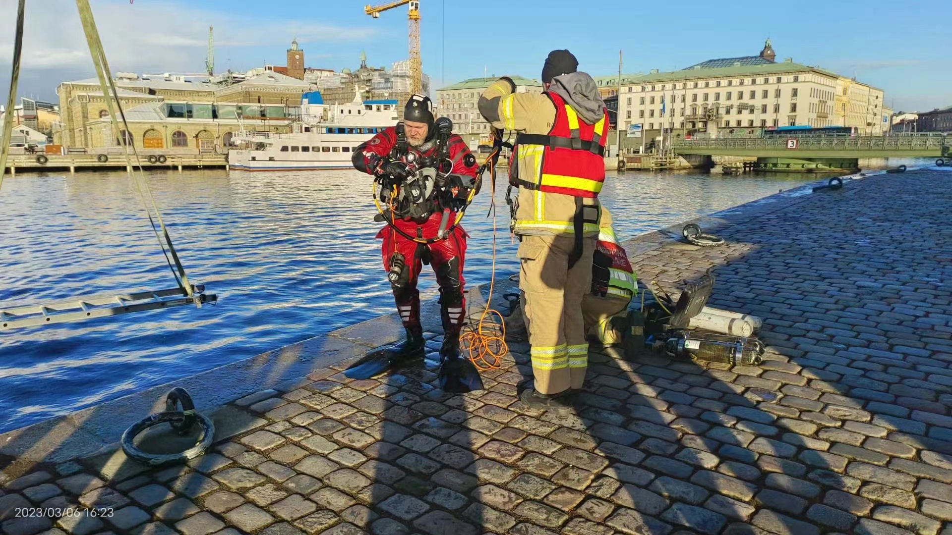 Public safety diving team