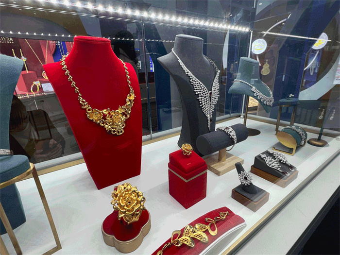 来这里,买珠宝!平桂黄金珠宝精品展贺州品牌风采 来这里,买珠宝!平桂黄金珠宝精品展贺州品牌风采