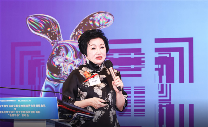 宝玉石周刊专访周秉权副会长|番禺珠宝喜事多,设计颁奖、就职典礼、伴手礼发布…… 宝玉石周刊专访周秉权副会长|番禺珠宝喜事多,设计颁奖、就职典礼、伴手礼发布……
