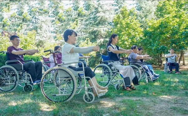 著名武术家著名武术家、世界非遗吴式太极拳传承人、梁氏八卦掌名家  张全亮先生亲临齐国故都传道授业解惑