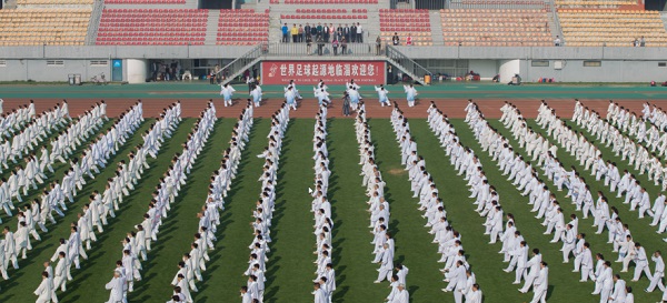 著名武术家著名武术家、世界非遗吴式太极拳传承人、梁氏八卦掌名家  张全亮先生亲临齐国故都传道授业解惑