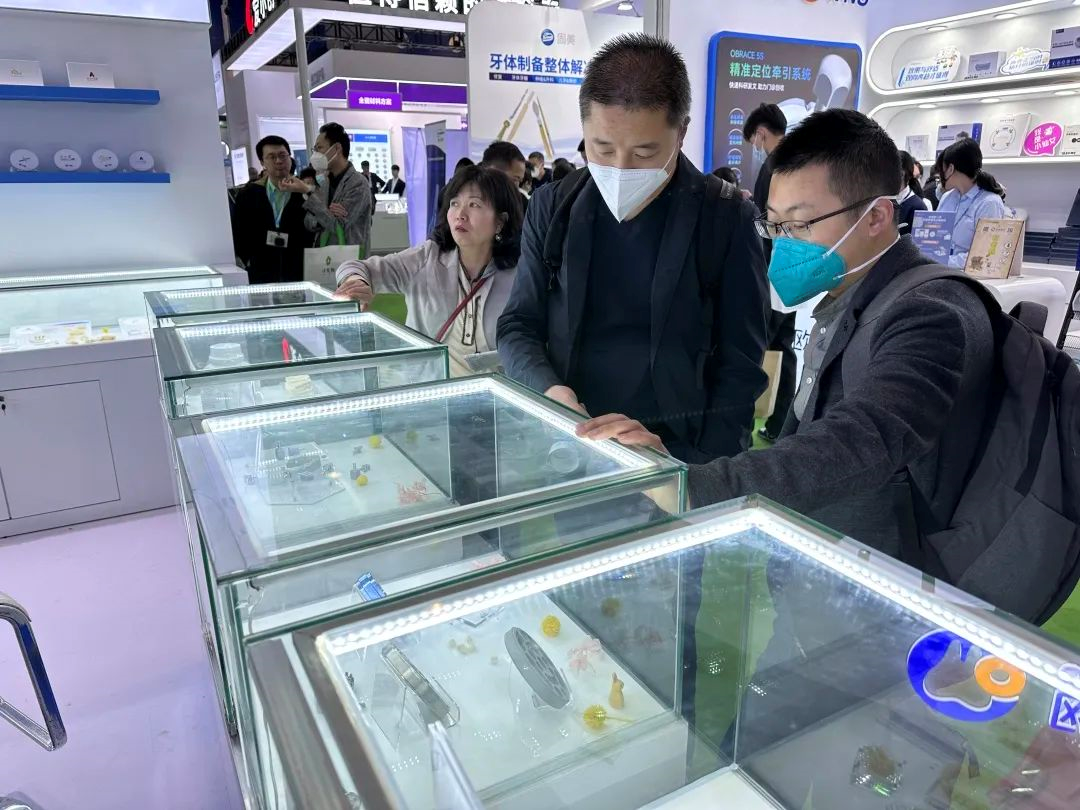 XTCERA showcases dental innovations at South China and Labday Chicago exhibitions