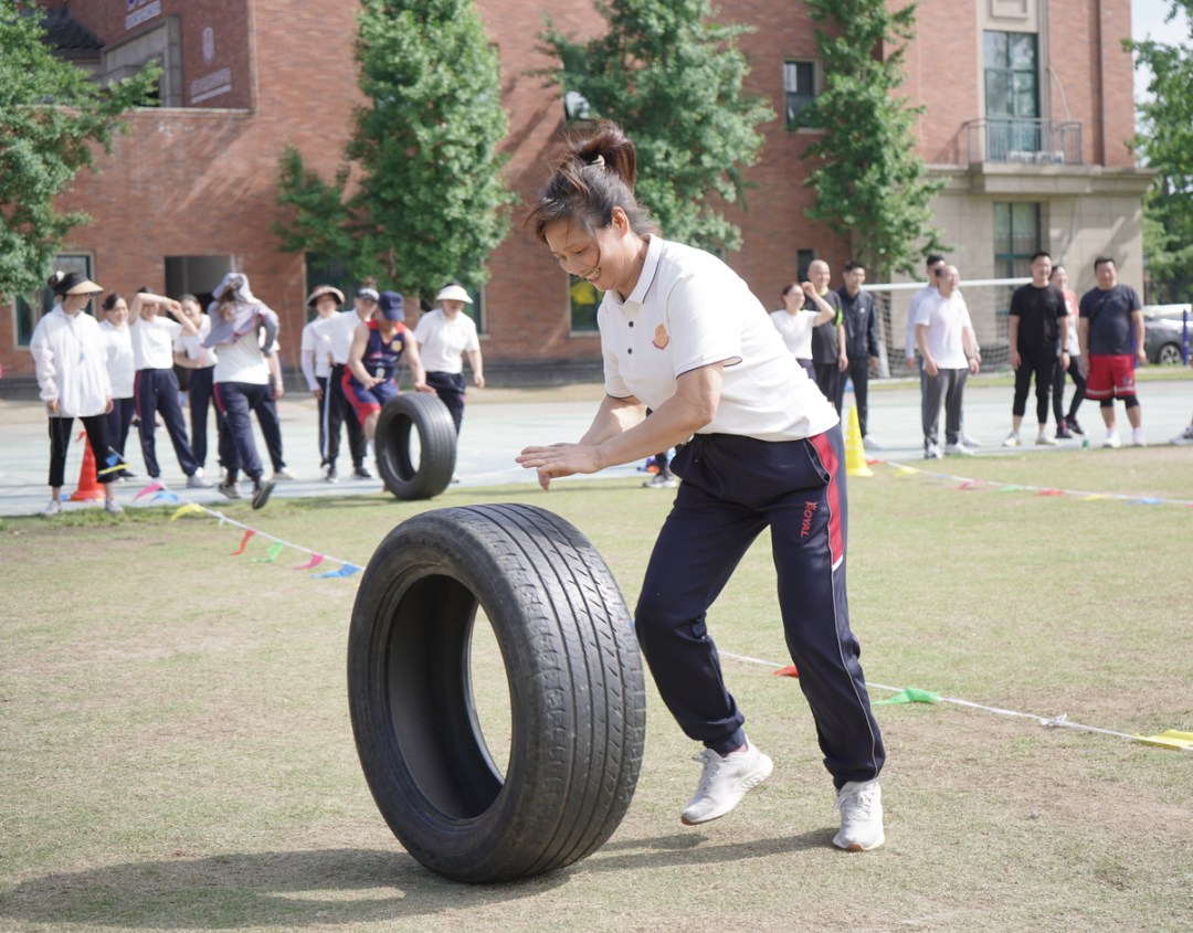 爱成都，迎大运——成都王府外国语学校第三届趣味运动会圆满举行