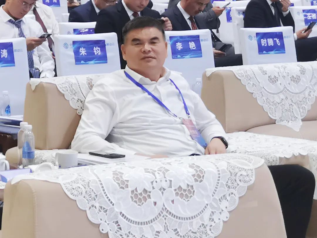 集团董事局主席金位海出席2023民营企业助推南疆发展大会