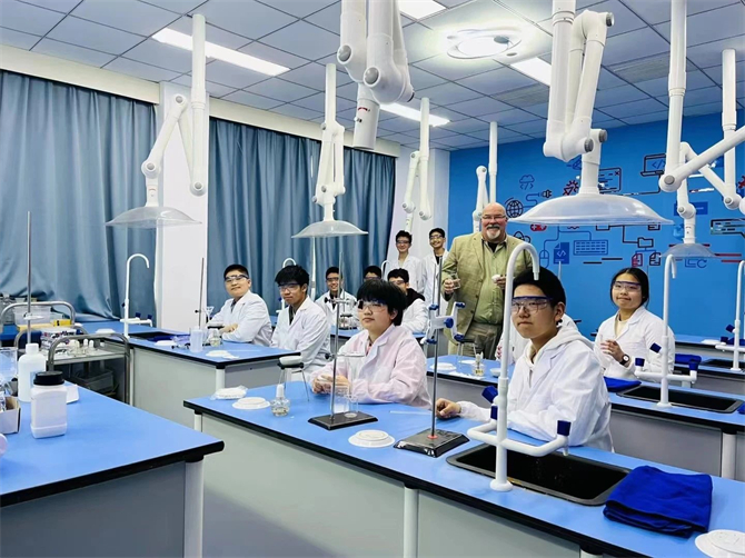 权威发布 | 枫华荣登2023福布斯中国·国际化学校排行榜全国第47位！