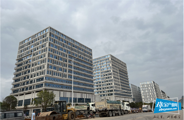 广西黄金珠宝产业园1—5月规上工业产值12.3亿元,同比增长87.5% 广西黄金珠宝产业园1—5月规上工业产值12.3亿元,同比增长87.5%