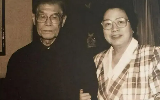 1981年，陶斯亮陪干爸会见一位女华侨，竟意外揭开了其叛徒的往事