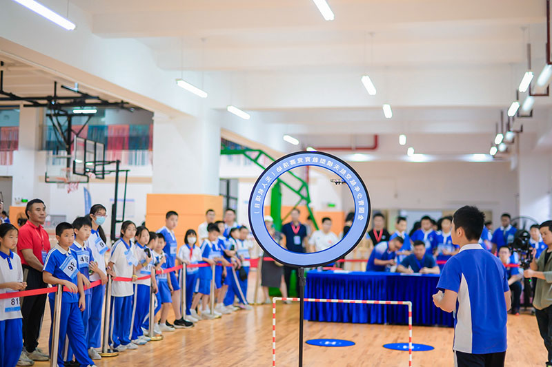 TURBORACING 1:76微型遥控车辆模型助力——2023年深圳市中小学科技体育模型教育竞赛