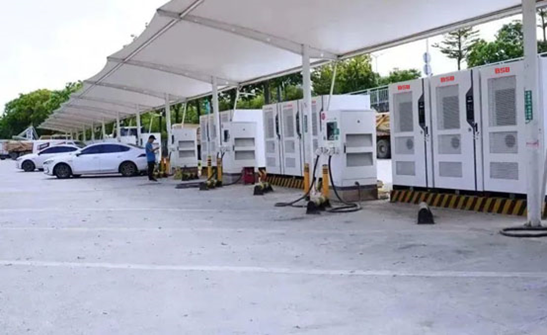 3+3 215kWh ESS for EV Charging Complex