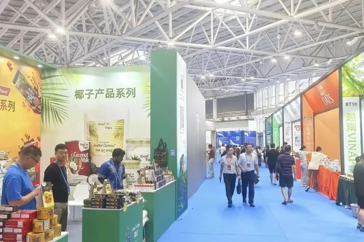 金田阳光各地市场组织数百名业户赴临沂参加第三届RCEP区域（山东）进口商品博览会