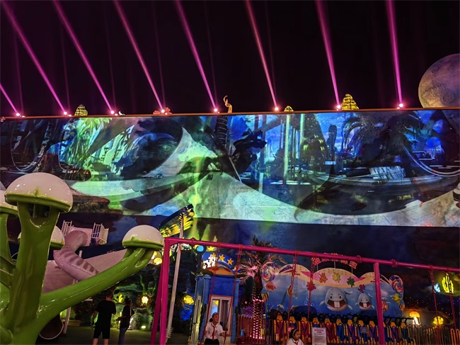 Qingdao Mingyue · Shanhaijian Never Nights City Amusement Park Projection Show Choose to Use Wincomn