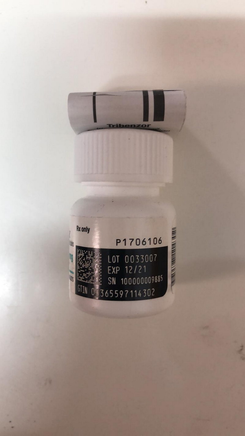 奥美沙坦酯氨氯地平氢氯噻嗪片/Olmesartan Medoxomil and Amlodipine and Hydrochlorothiazide Tablets/Tribenzor （参比制剂）