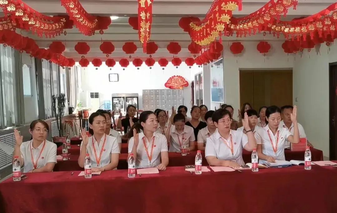 热烈祝贺集团济南市场成立妇女联合会并成功举办第一次妇女代表大会