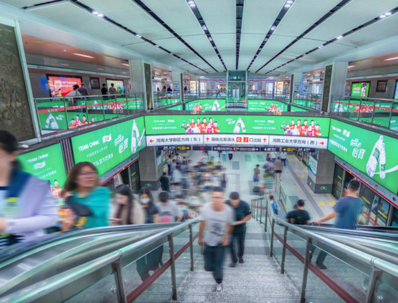 深圳地铁广告在行业中占有什么优势