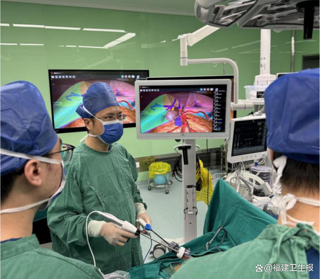 福建首例！3D+AR+荧光技术精准切除肝癌，肝脏手术进入“透视眼”时代