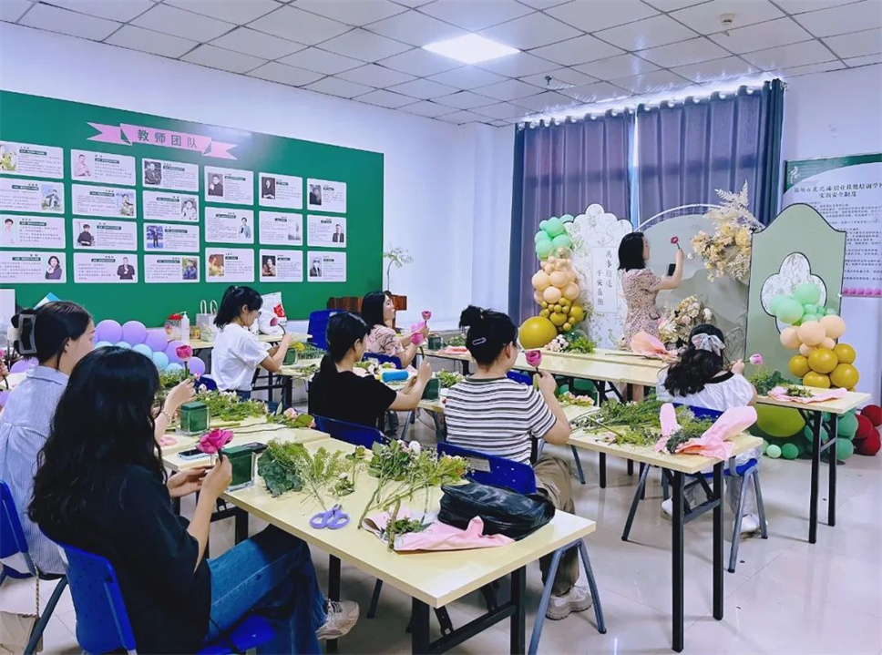 过节出游去哪里，陈砦花卉有好礼