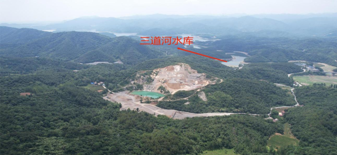 襄阳部分县市露天矿山非法开采破坏生态环境