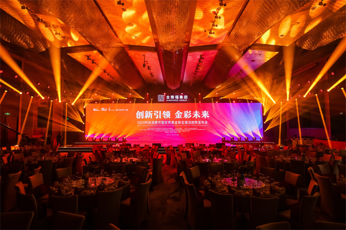 金雅福“最大的黄金贴金定制飞机摆件”创吉尼斯世界纪录 金雅福“最大的黄金贴金定制飞机摆件”创吉尼斯世界纪录