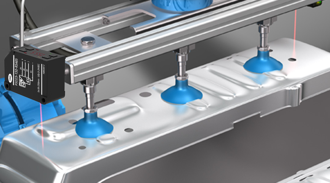 High-precision laser displacement sensor for non-contact measurement at the micron level