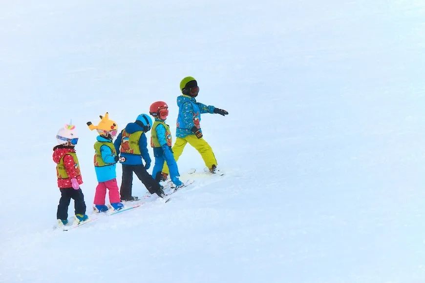 如何巧用冰雪资源盘活冰雪经济？