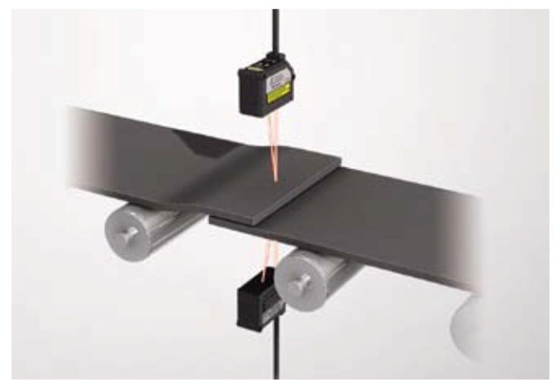 使用对射的激光距离传感器测量橡胶带接缝位置