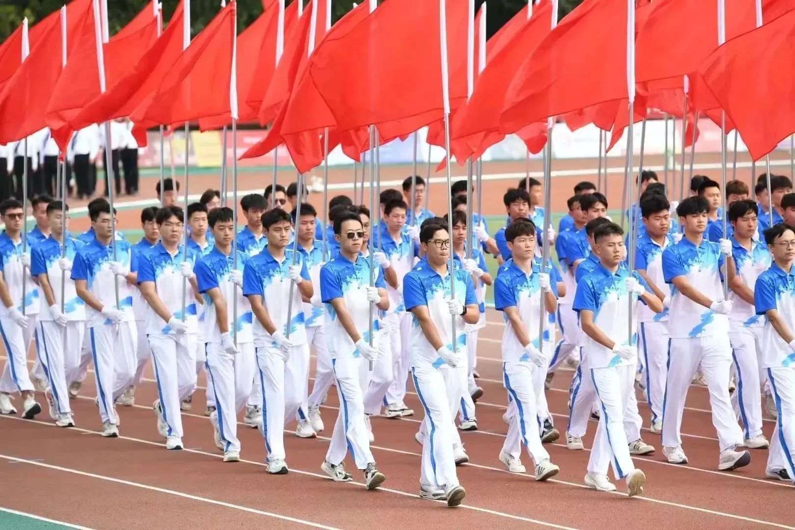 創(chuàng)建特色體育名城！“德達(dá)杯”德州市第七屆運(yùn)動(dòng)會(huì)開(kāi)幕式舉行