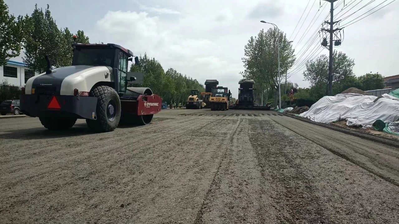 用奋斗擦亮青春底色 用担当投身项目建设