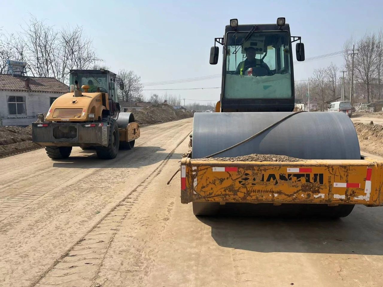 春風起 春潮涌—德達路橋集團工程建設場面火熱