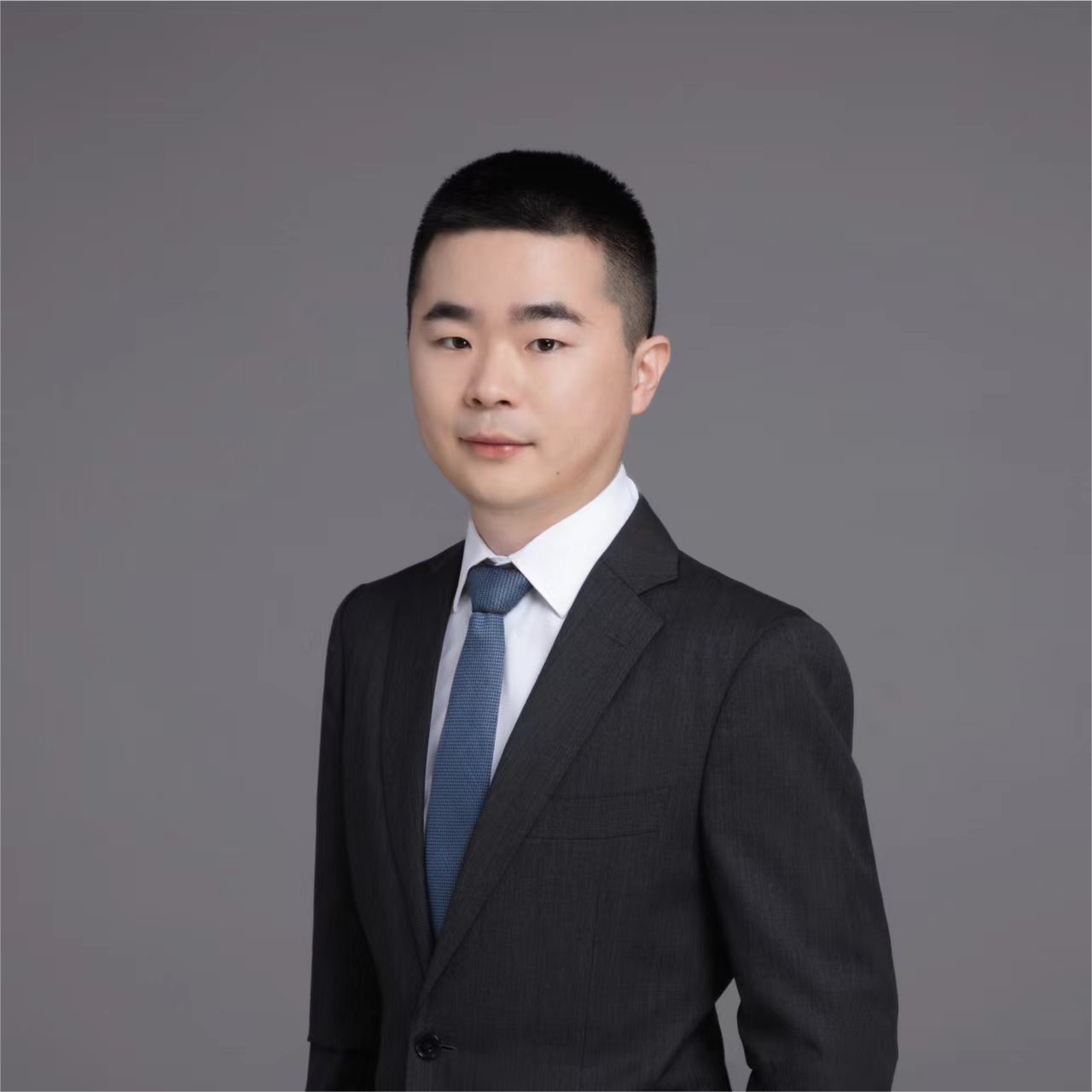 邓国栋