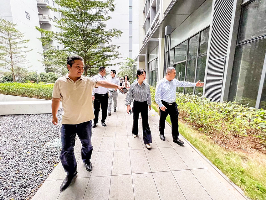 龙华建设赴龙华高新园、龙华区数创中心开展实地调研 龙华建设赴龙华高新园、龙华区数创中心开展实地调研