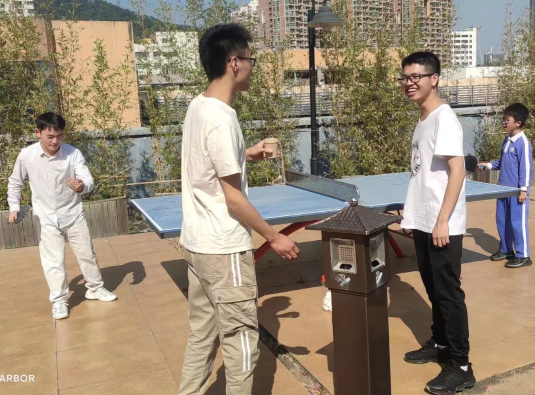 君鹏开展员工团建活动,温情关怀助力公司良好氛围 君鹏开展员工团建活动,温情关怀助力公司良好氛围