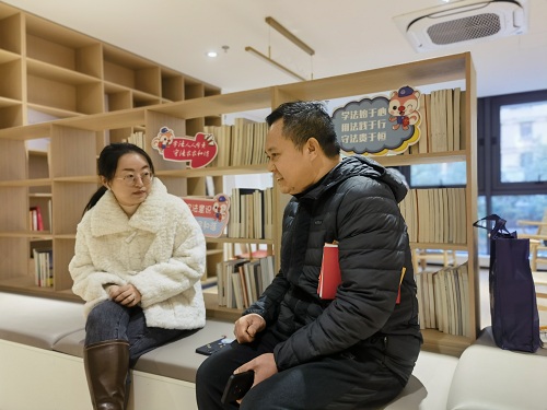 九恒所徐晶律师参与丁兰街道“普法盛宴” 九恒所徐晶律师参与丁兰街道“普法盛宴”