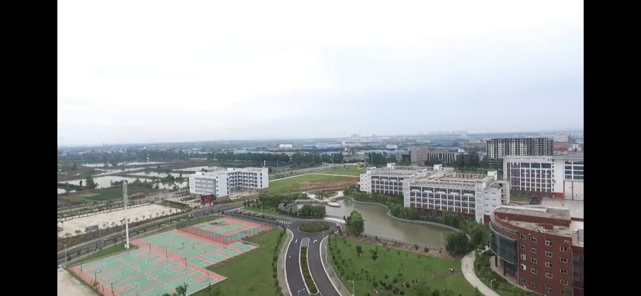 黄冈应急职业学院