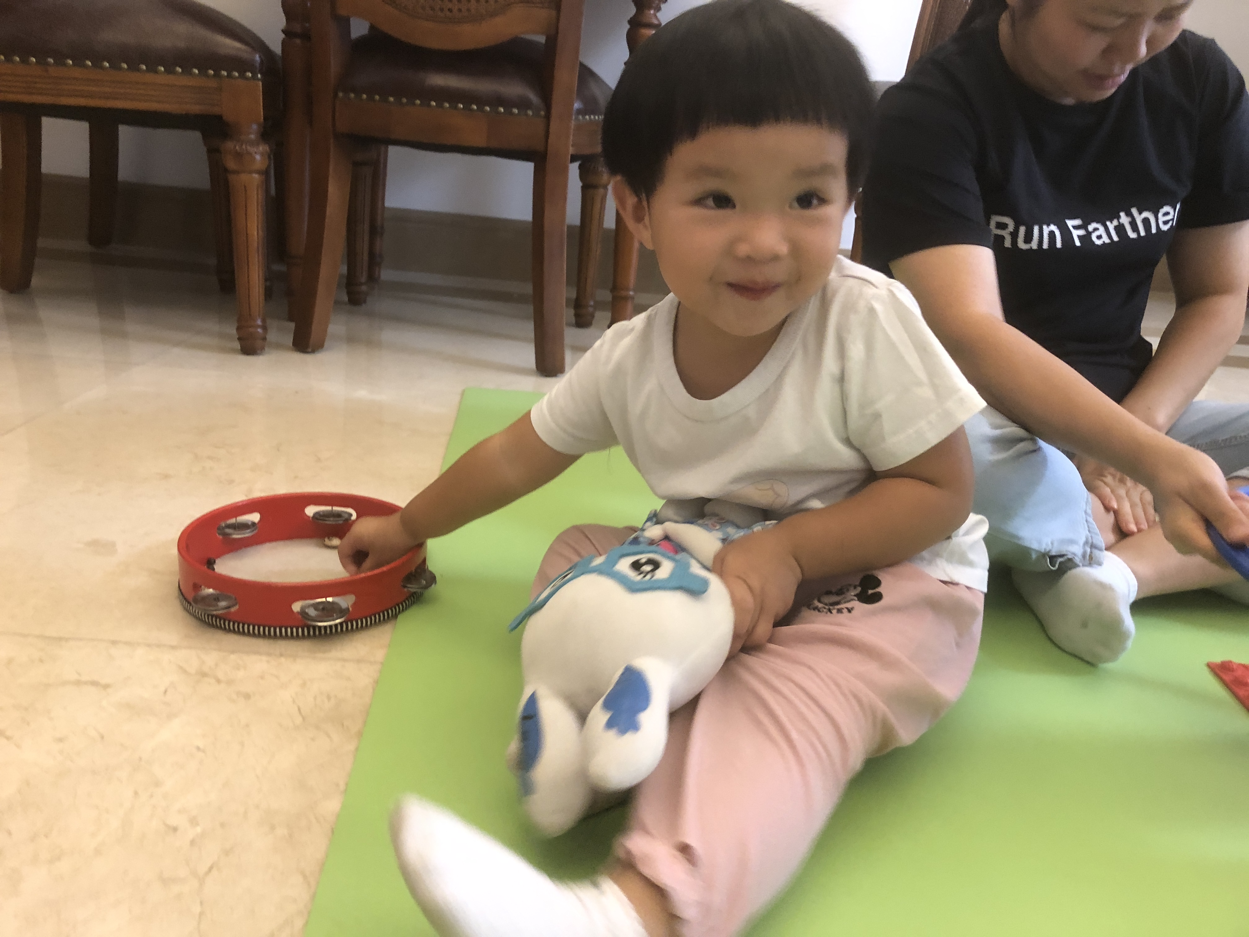 婴儿睡觉时应该穿袜子吗？90%的人犯了错误，难怪孩子生病了！