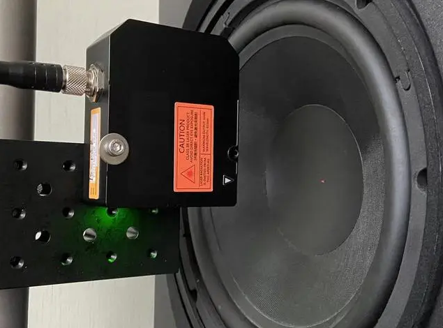 高速高精度激光位移传感器在音响振动频率测量中的应用实例