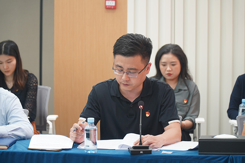 总部党支部开展专题学习党课——抓铁有痕,将作风建设进行到底 总部党支部开展专题学习党课——抓铁有痕,将作风建设进行到底