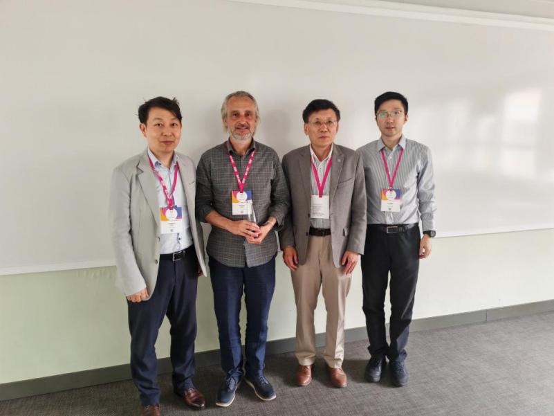 Researchers from Tsinghua ACCEPT participate in academic exchanges at 20th International Economic As