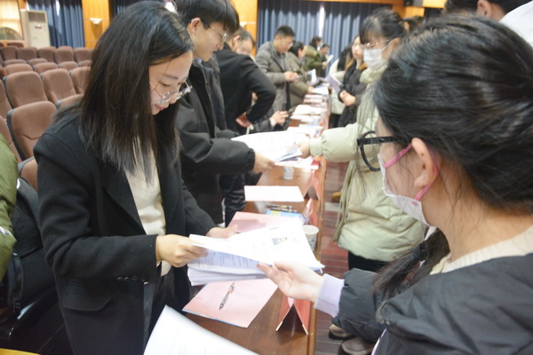 邮电学院⇌荆门高新区，一群人和一座城的“双向奔赴”！