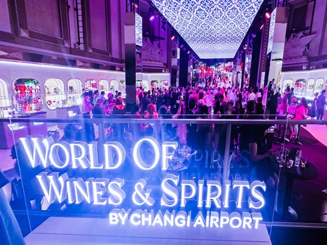 国窖1573系列产品入展新加坡樟宜机场“葡萄酒和烈酒世界”(WOWS)，与世界共品白酒之味