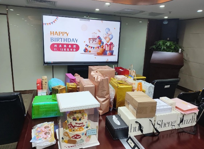 员工生日会 | 同聚共乐 欢庆生辰