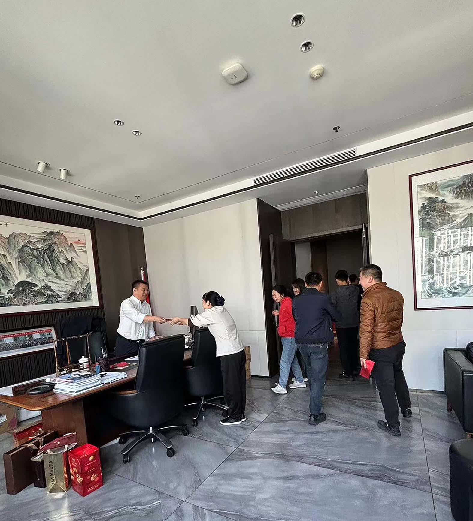 龙年开工大吉！