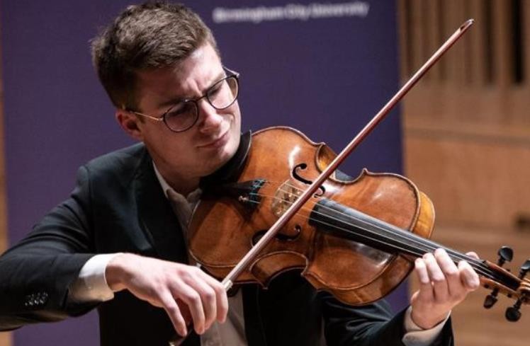 2025年英国阿罗诺维茨国际中提琴比赛