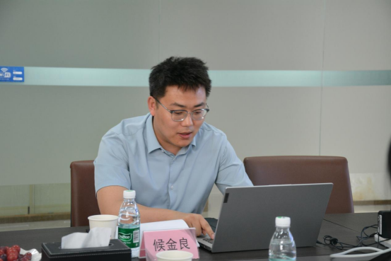 热烈欢迎广东省政府参事室调研组到富唯智能开展调研