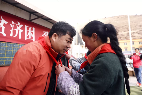 2019年“扶貧濟(jì)困,愛心捐贈”阿壩公益行活動圓滿結(jié)束! 2019年“扶貧濟(jì)困,愛心捐贈”阿壩公益行活動圓滿結(jié)束!
