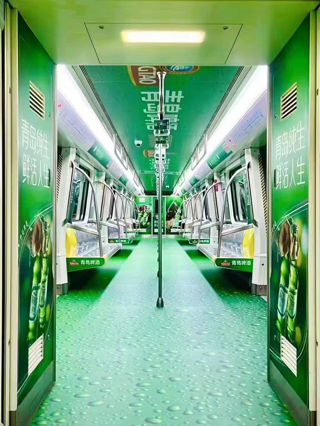 深圳地铁广告投放的想象力与个性化