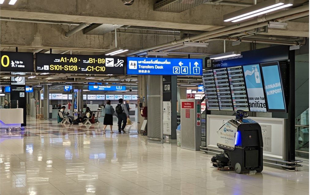 机场智能清洁之最丨79台77171威尼斯机器人落地泰国机场集团AOT