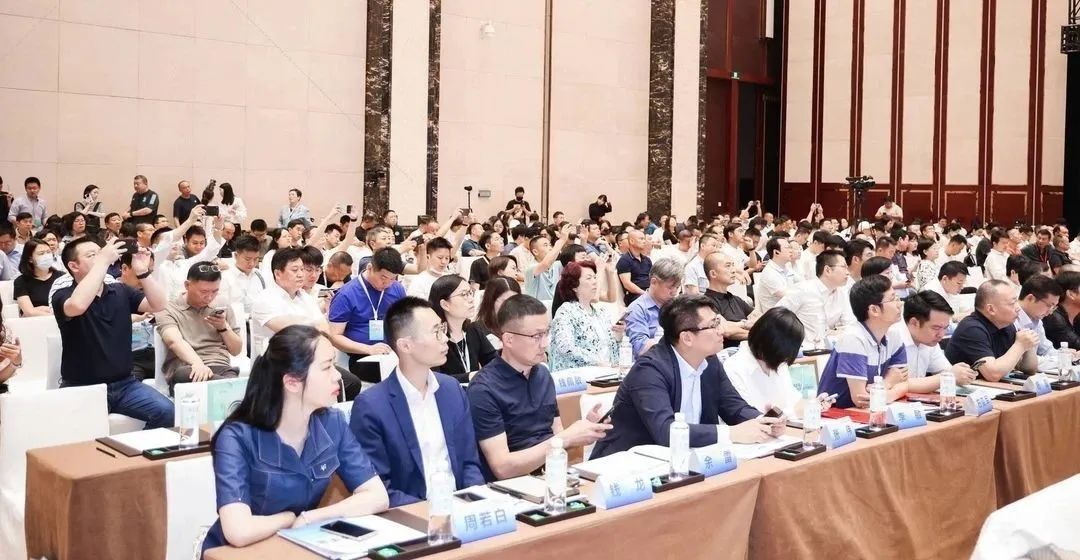 新烽光电闪耀2024长江经济带水域经济博览会，引领智慧水系统新潮流